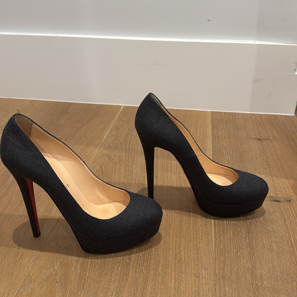 Authentic Christian Louboutin Bianca 140 Flanbel Dark Gray Platform Pump - Picture 3 of 7